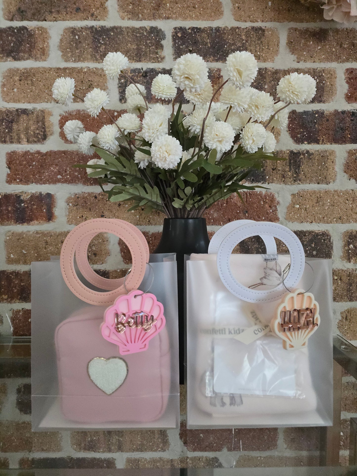 Clear Frosted Round Handle Gift Bags